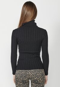 Koroshi Pulover - black