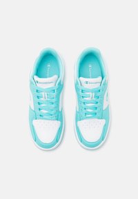 Champion RD18 UNISEX - Zapatillas - light blue/white