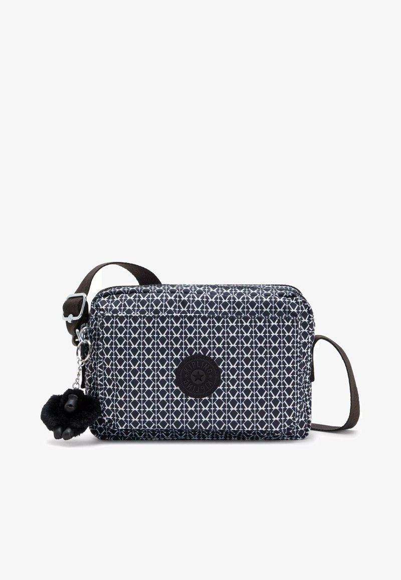 Borsa a tracolla a motivo navale, di forma rettangolare, con un logo nero in tessuto e un charm peloso removibile sulla cerniera.
