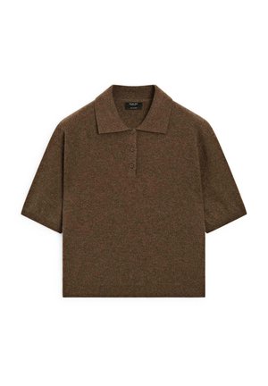 Braunes Poloshirt mit kurzen Ärmeln aus weichem Strickstoff, ausgestattet mit einem klassischen Kragen, einer dreiknöpfigen Knopfleiste und einer lockeren Passform.