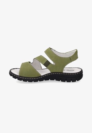 Sandalia verde de ante con correas ajustables, diseño abierto, plantilla acolchada y suela de goma negra con textura para un mejor agarre.