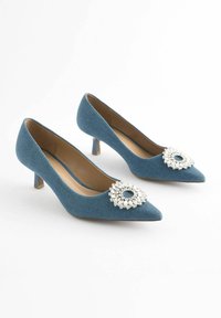 Next FOREVER COMFORT JEWEL TRIM KITTEN - REGULAR FIT - Pumps - denim
