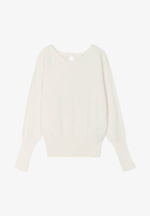 Weißer Strickpullover mit lockerer Passform, weitem Bootsausschnitt und langen Ärmeln. Mit einer kleinen Aussparung am Rücken. Weiche Textur.