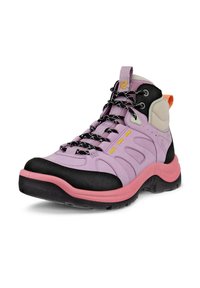 Stivale da trekking viola con accenti neri, superficie testurizzata, colletto imbottito e suola rosa. Presenta lacci neri e linee di design gialle.