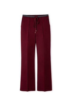 Bordeaux brede broek met een verstelbare tailleband, voorzien van twee frontzakken en verticale plooien voor extra structuur en textuur.
