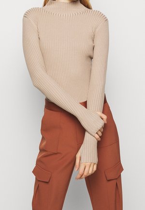 Sweter