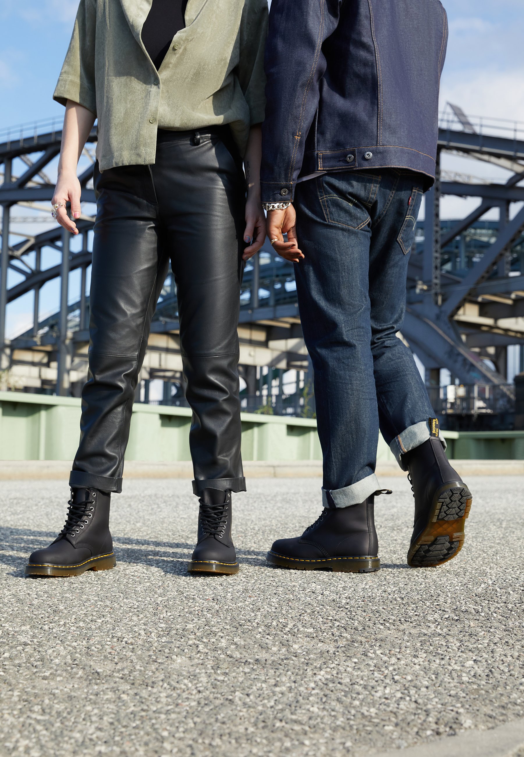 101 arc 6 eye dr martens