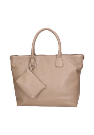 Borsa a mano in pelle beige con doppi manici e una pochette zip staccabile abbinata attaccata a un manico.