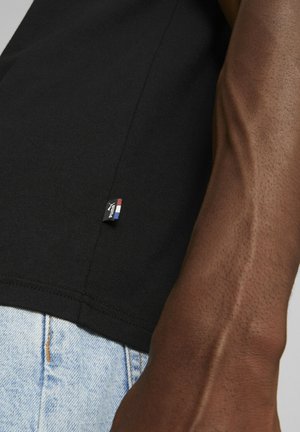 Puma MADE IN FRANCE - Camiseta básica - black