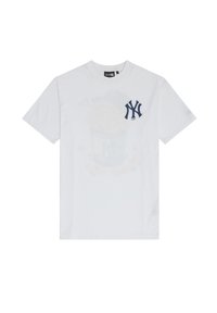 Valge puuvillane T-särk, millel on tumesinine New York Yankees logo ja peenelt trükitud popkornikoti muster ees.
