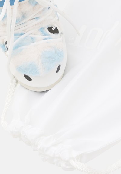 Moon Boot ICON YETI UNISEX - Čizme s vezicama - white/light blue