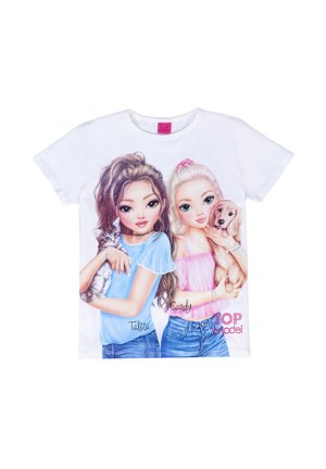 Weißes T-Shirt mit kurzen Ärmeln, das detailreiche Grafiken von zwei Mädchen zeigt, eines mit einem Kätzchen und das andere mit einem Welpen, mit dem Text "Talita" und "Candy."