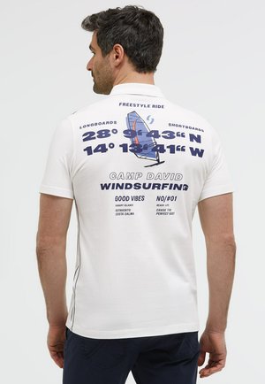 Camp David, CAMP DAVID KURZARMPOLO MIT RÜCKEN-PRINT - Polo shirt - ivory