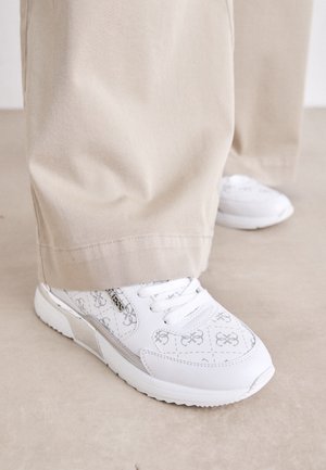 Baskets basses - white