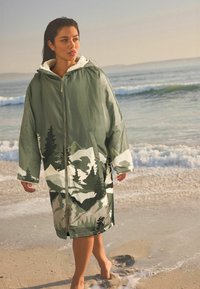 Next CHANGING  - Parkaer - mottled green