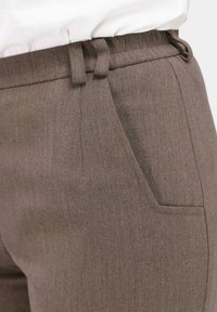 GOLDNER Stoffhose - taupe