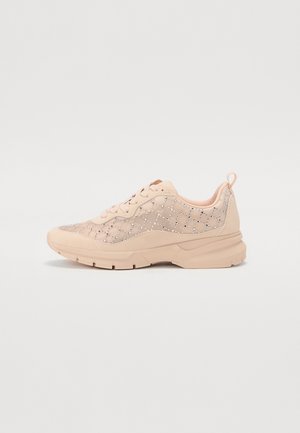 Trainers - light pink