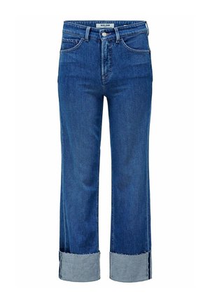 Tamnoplave traperice širokih nogavica skraćene duljine, s preklopljenim rubom u svjetlijoj nijansi, pet džepova i zatvaranjem na dugme.