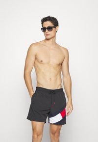 Tommy Hilfiger - DRAWSTRING - Badeshorts - black Thumbnail-Bild 1