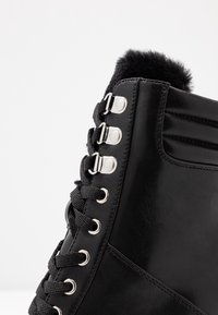 Even&Odd Bottines à talons hauts - black