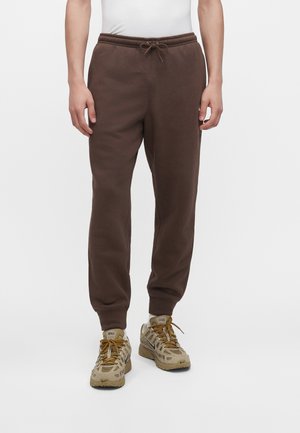 Nike Sportswear, M NK CLUB BB JOGGER - Долнище на анцуг - baroque brown white