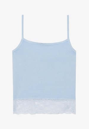 Modrý top na ramínka vyrobený z měkké látky s tenkými popruhy, se světlou krajkovou ozdobou na spodním okraji. Jednoduchý, klasický design bez dalších akcentů.