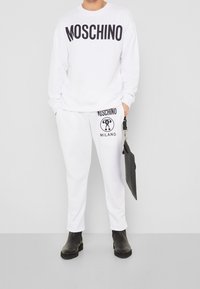 MOSCHINO Felpa - white
