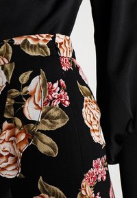 Dorothy Perkins Minisukně - light pink