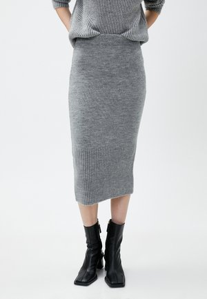 TRICOT MIDI SLIM FIT - Falda de tubo - grey