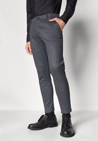 DRYKORN AJEND - Pantalón de traje - grey