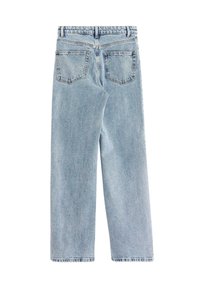 Ljusblå denimjeans med avslappnad passform, två bakfickor och en midjeband med elastisk. Avslutade med rak skärning och subtil fading.