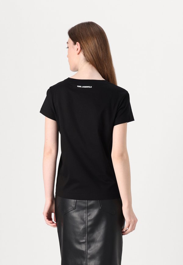 HEARTS V NECK - Print T-shirt3