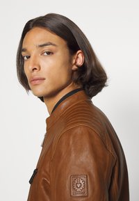 Belstaff RACER JACKET - Casaco de couro - heritage khaki