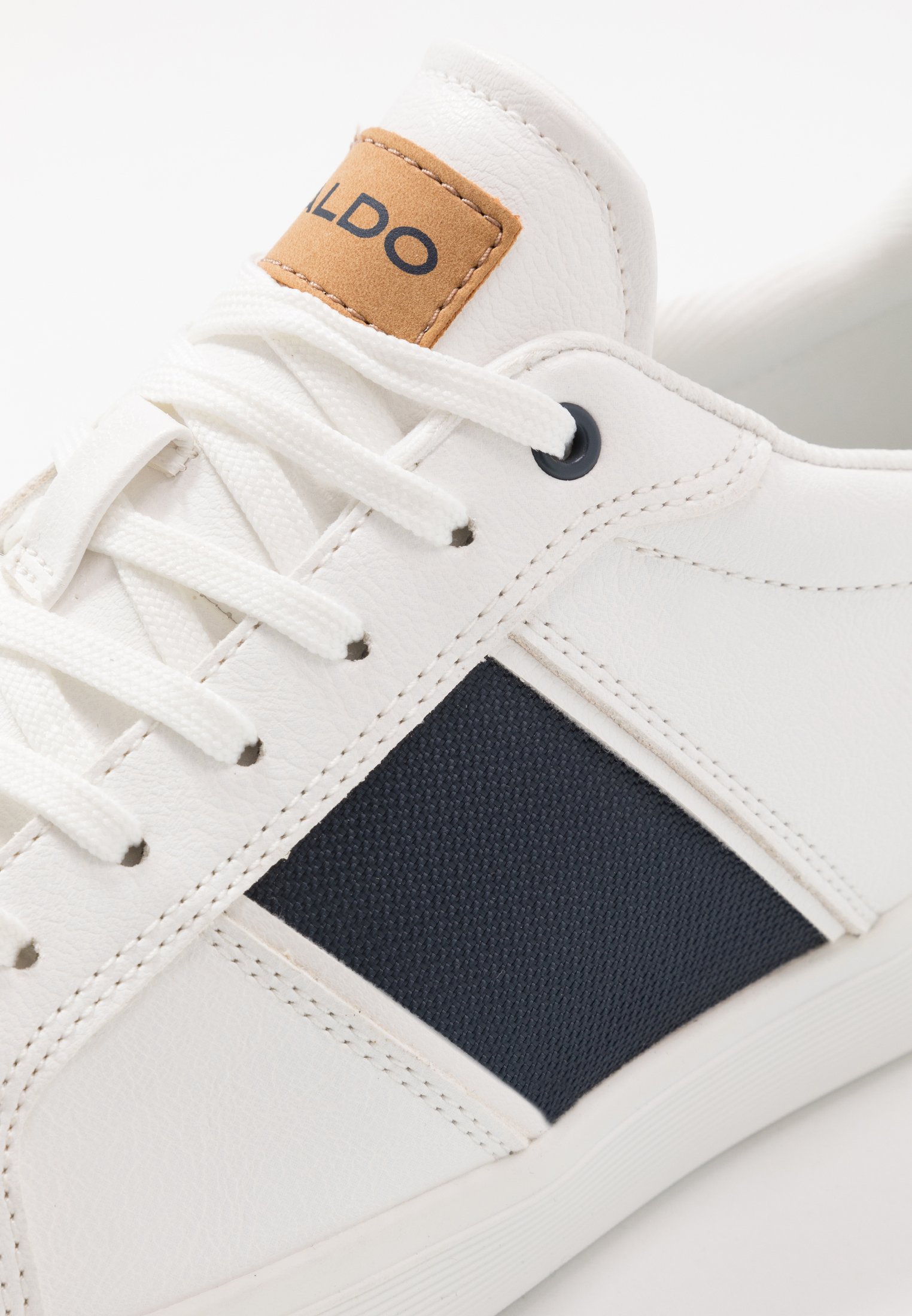 ALDO OLARDON Joggesko white Zalando.no ALDO ASSIMILIS Joggesko white overflow Zalando.no