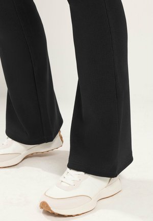 Yours Clothing, PLUS SIZE BASIC LEGGINGS - Leggings - black