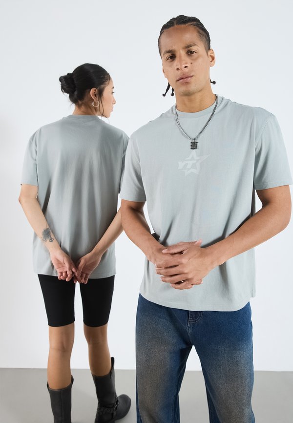 UNISEX - Print T-shirt - ultimate gray4