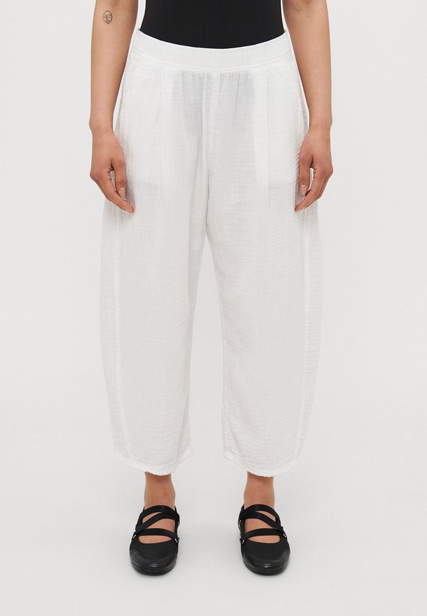 WIDE LEG EASY - Trousers