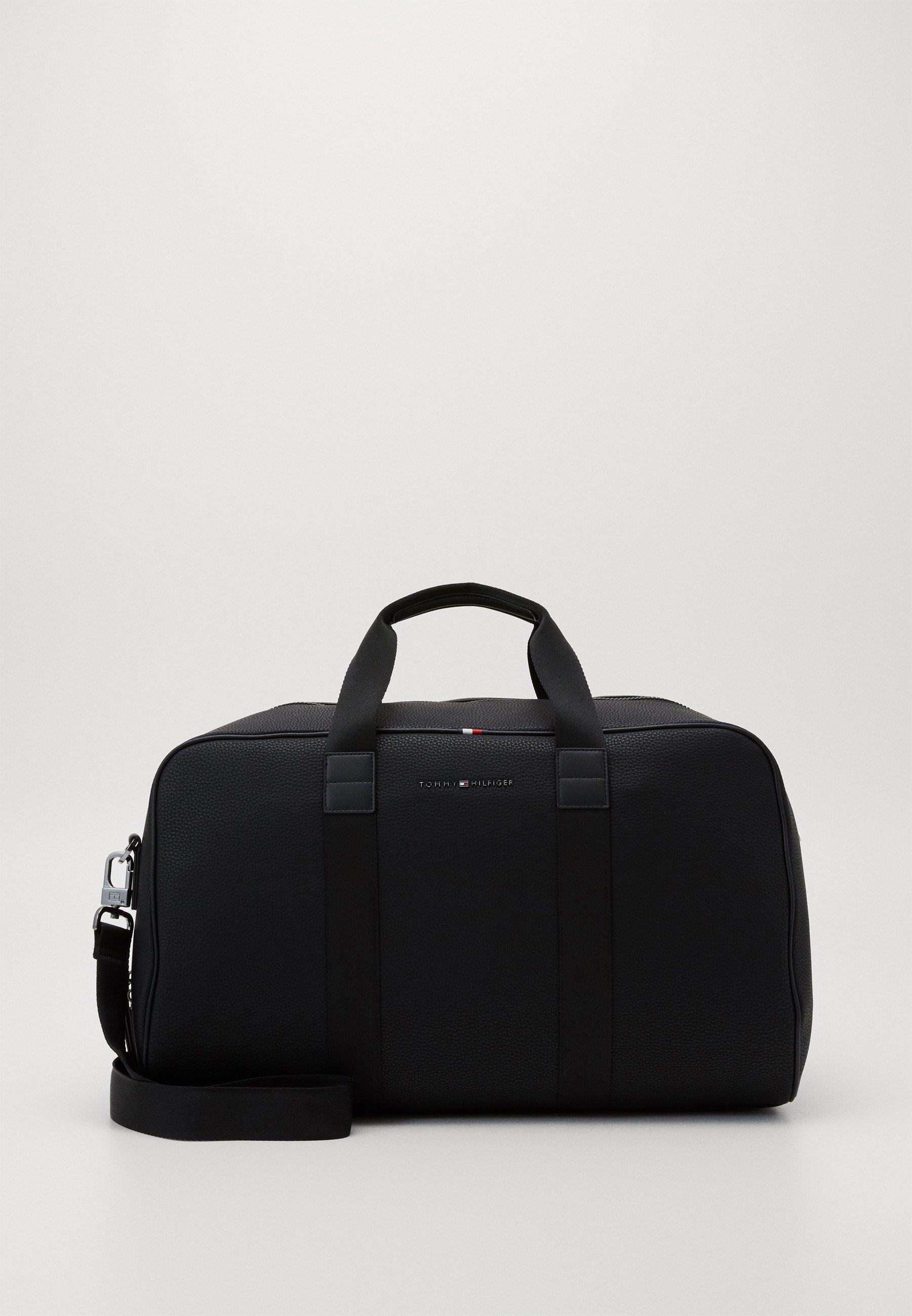 hilfiger holdall