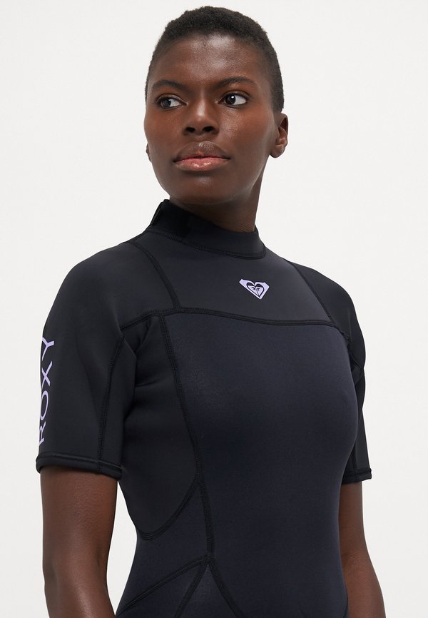 PROLOGUE WOMEN - Swimsuit4