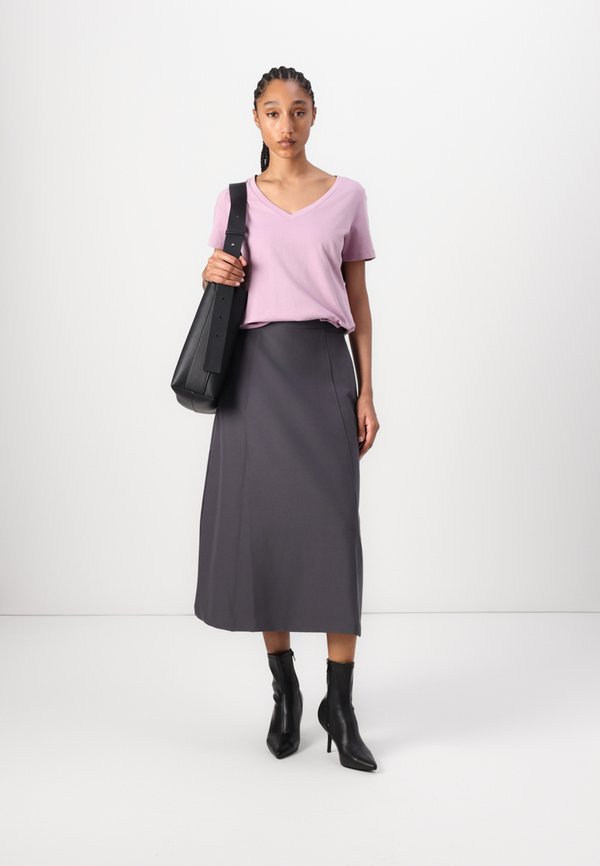 Basic T-shirt - lavender mist3