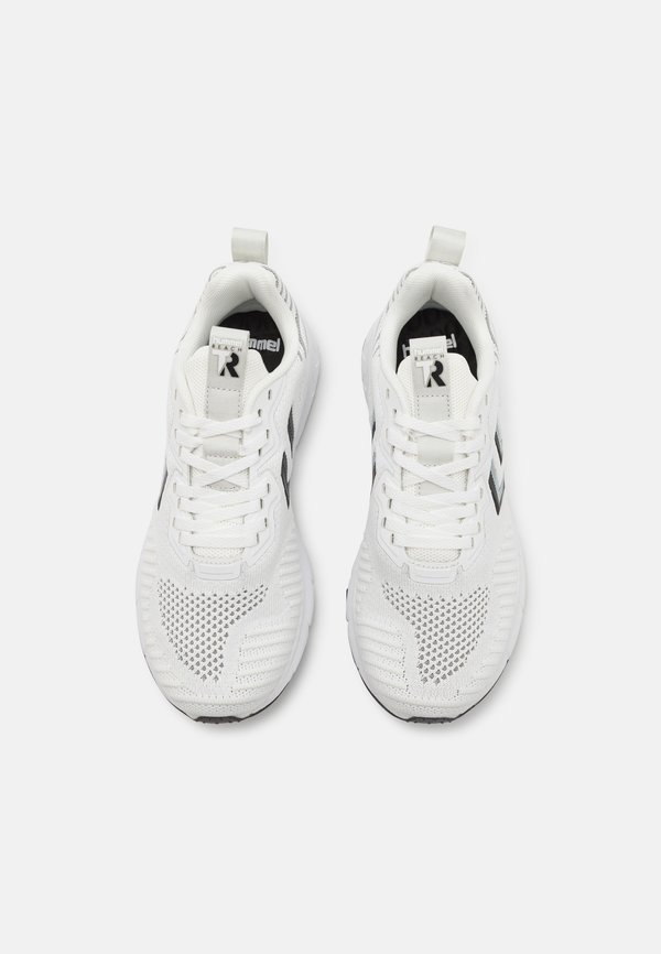 REACH TR FLEX - Training shoe2
