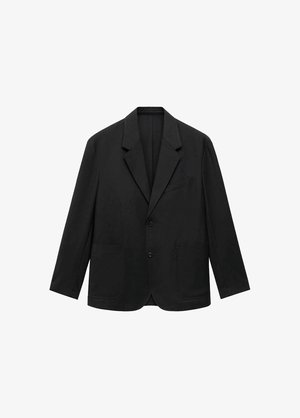 Schwarze maßgeschneiderte Jacke mit Reverskragen, zwei Knöpfen und zwei Fronttaschen. Hergestellt aus glattem Stoff, präsentiert sich mit einem eleganten, straffen Design.