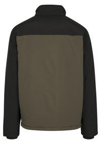 Herrjacka med svart övre del och olivgrön nedre del, tillverkad av ett mjukt och lätt material med ståkrage.