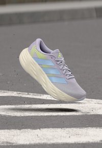 Non sélectionné, purple tint/frozen purple/hi res yellow