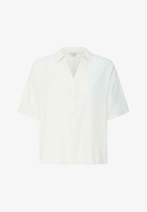 Camisa blanca de manga corta con botones y cuello, dobladillo recto y ajuste relajado.