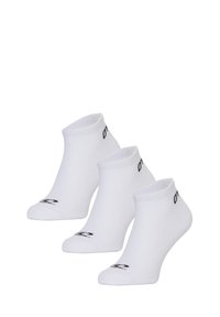 Witte enkel sokken van katoen, met een ribgebreide boord en een zwart logo op de teen. Drie paar afgebeeld.