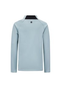 Camicia a maniche lunghe azzurro chiaro con colletto alto, dettaglio nero sul collo e texture liscia. Presenta maniche raglan e un logo minimalista.