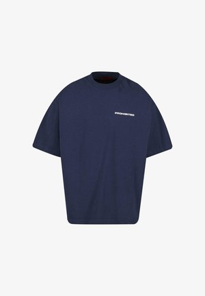 Navyblaue übergroße T-Shirt aus Baumwolle mit einem runden Ausschnitt und einem weißen Aufdruck des Wortes "VERBOTEN" auf der Vorderseite.