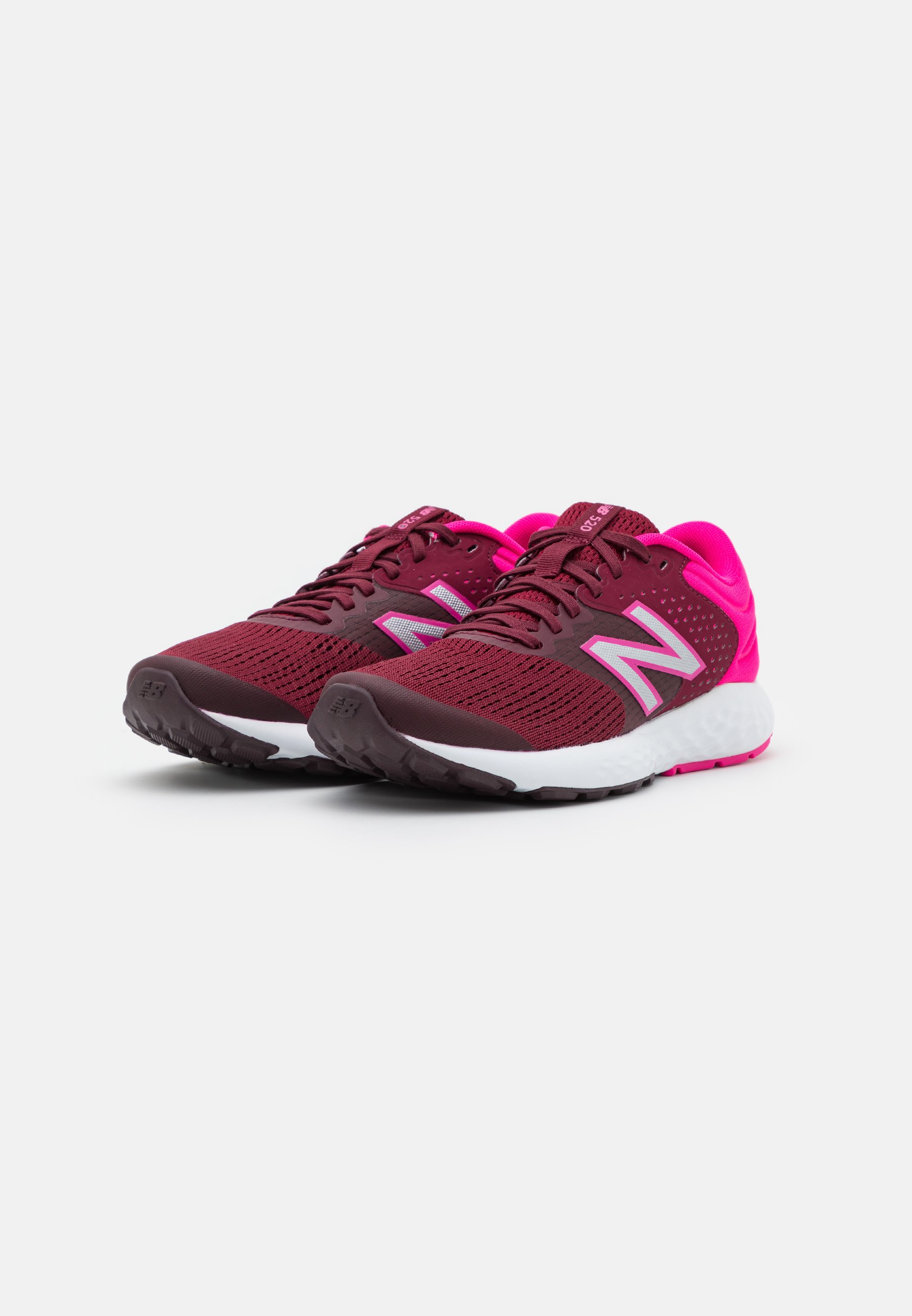 New Balance FRESH FOAM 520 V7 - Neutral 