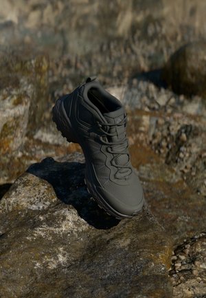 PEAKFREAK RUSH MID - Chaussures de marche - black/shark